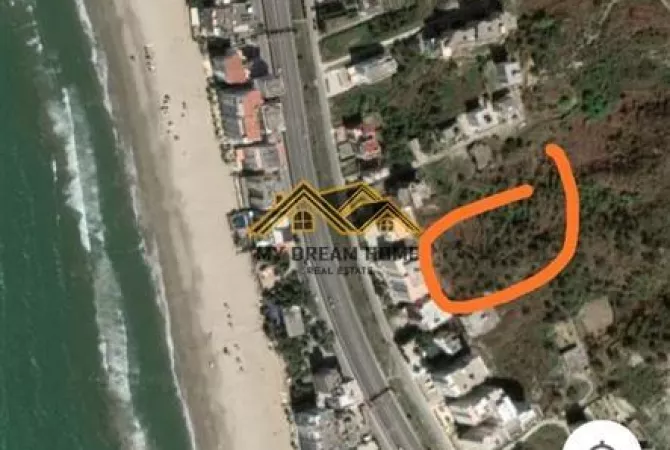 Truall ose Toke ne Durres - 150,000 Euro