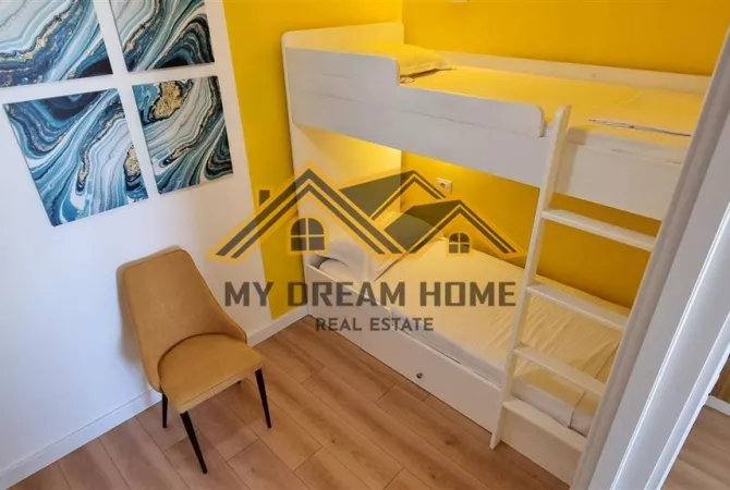 Shtepi me qera Apartament ne Durres, 1+1, Mobilimi E mobiluar, Pagesa 800  Euro.