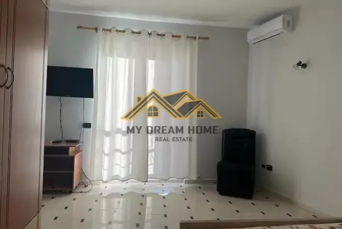 Shtepi me qera Apartament ne Durres, 1+1, Mobilimi E mobiluar, Pagesa 270  Euro.