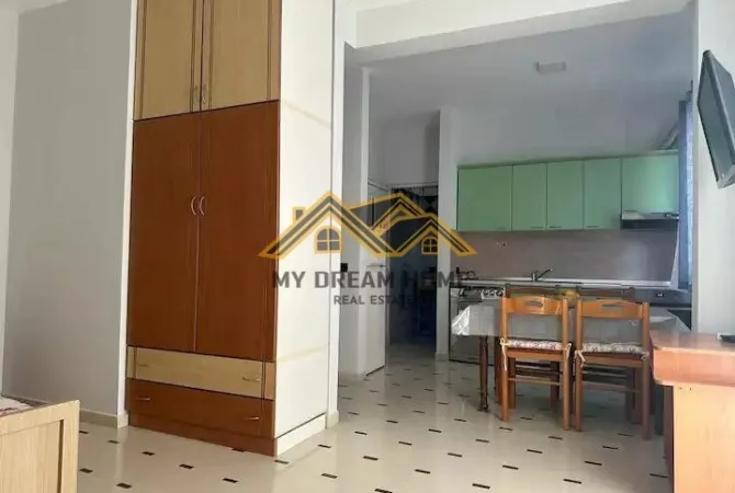 Shtepi me qera Apartament ne Durres, 1+1, Mobilimi E mobiluar, Pagesa 270  Euro.