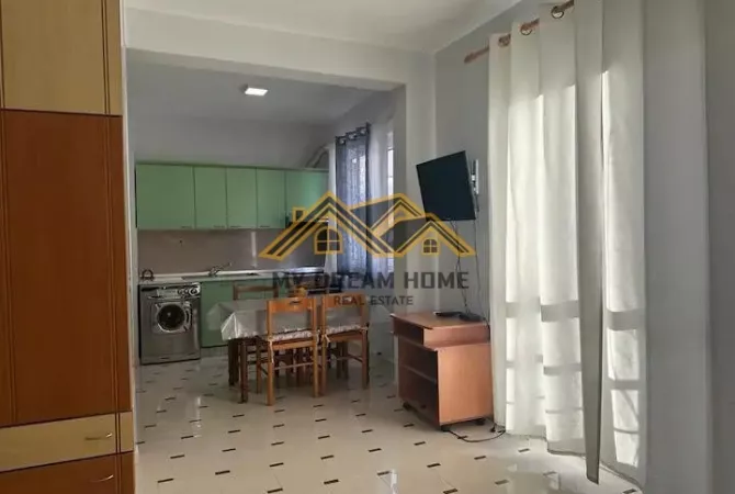 Shtepi me qera Apartament ne Durres, 1+1, Mobilimi E mobiluar, Pagesa 270  Euro.