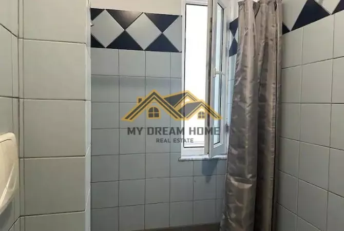 Shtepi me qera Apartament ne Durres, 1+1, Mobilimi E mobiluar, Pagesa 270  Euro.