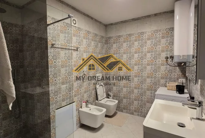 Shtepi me qera Apartament ne Durres, 1+1, Mobilimi E mobiluar, Pagesa 800  Euro.