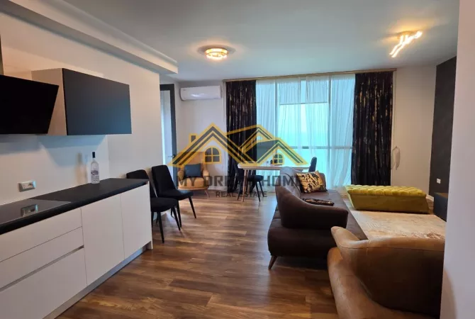 Shtepi me qera 1+1 ne Durres - 800 Euro