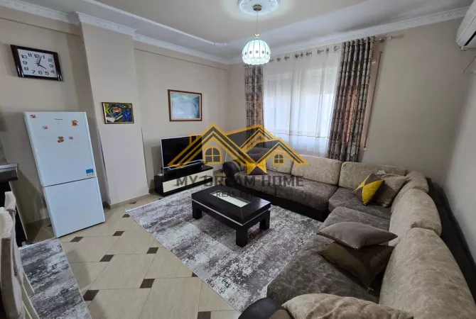 Shtepi me qera Apartament ne Durres, 2+1, Mobilimi E mobiluar, Pagesa 400  Euro.