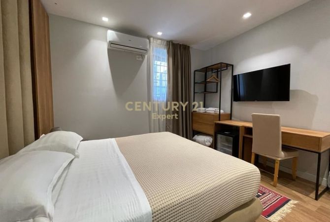 Hotel per Shitje prane Unazes se Vogel – Tirane