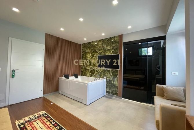 Hotel per Shitje prane Unazes se Vogel – Tirane