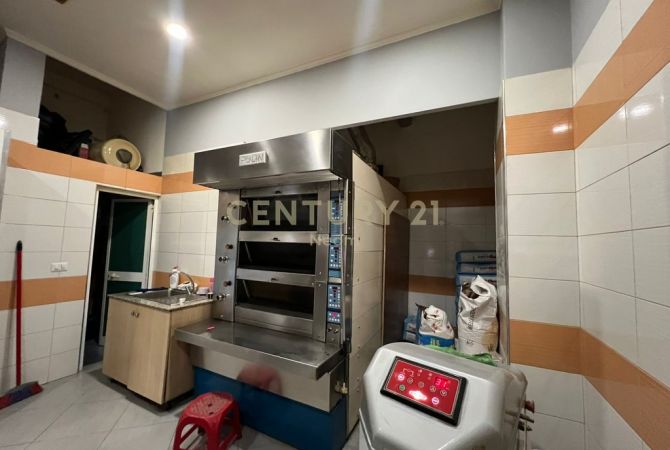 Business Property in Sale 1+1 in Tirana - 90,000 Euro