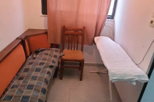 House for Rent 1+1 in Tirana - 35,000 Leke