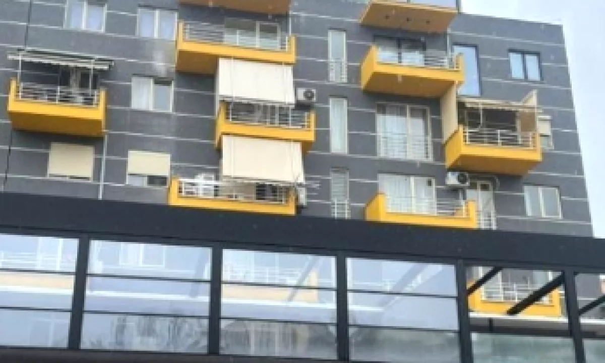 Shtepi me qera Apartament ne Tirane, 1+1, Mobilimi E mobiluar, Pagesa 400  Euro.