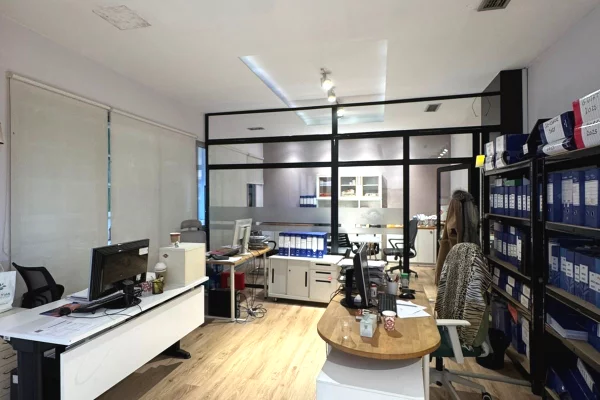 Shtepi me qera 2+1 ne Tirane - 1,000 Euro