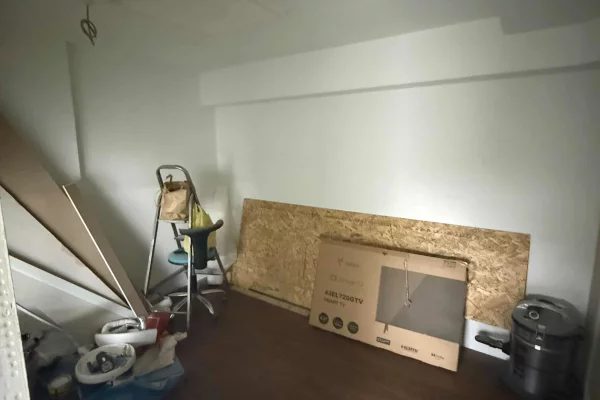 Shtepi ne shitje Apartament ne Tirane, 2+1, Mobilimi Bosh, pa mobiluar, Pagesa 210,000  Euro.