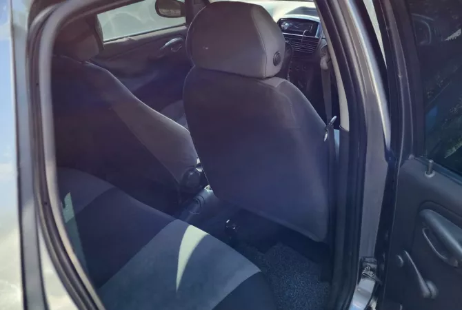 Auto in Vendita a Tirana - 280,000 Leke