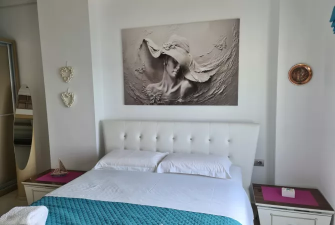 Shtepi ne shitje Apartament ne Sarande, 2+1, Mobilimi E mobiluar, Pagesa 240,000  Euro.