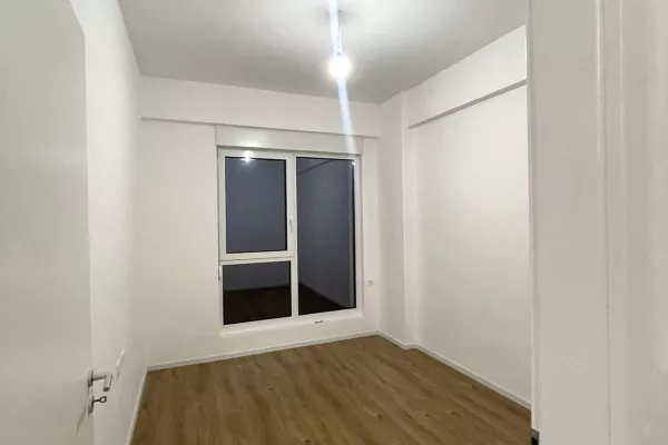 Shtepi me qera Apartament ne Tirane, 1+1, Mobilimi Bosh, pa mobiluar, Pagesa 35,000  Leke.