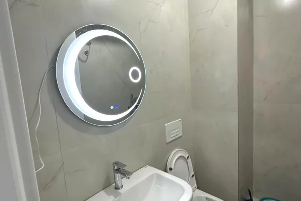 Shtepi me qera Apartament ne Tirane, 1+1, Mobilimi E mobiluar, Pagesa 45,000  Leke.