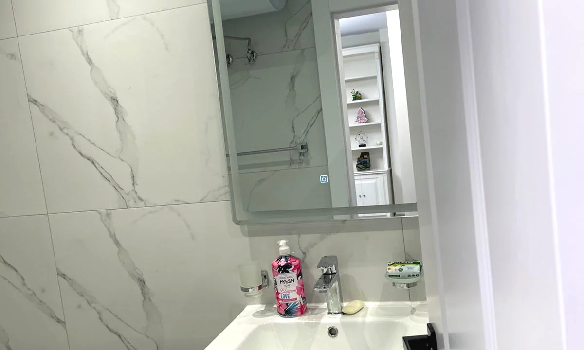 Shtepi me qera Apartament ne Tirane, 1+1, Mobilimi E mobiluar, Pagesa 1,000  Euro.