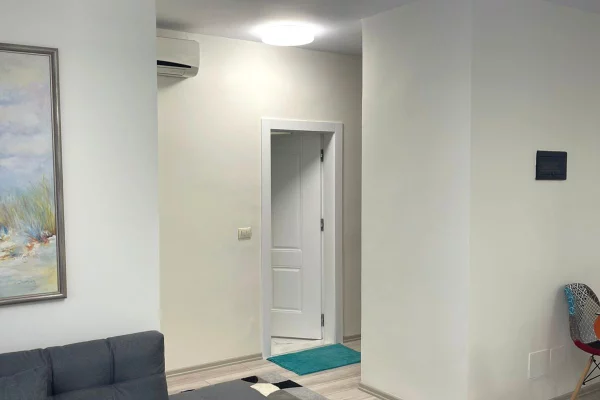 Shtepi me qera Apartament ne Tirane, 1+1, Mobilimi E mobiluar, Pagesa 1,000  Euro.