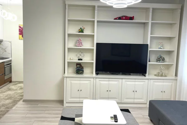 Shtepi me qera Apartament ne Tirane, 1+1, Mobilimi E mobiluar, Pagesa 1,000  Euro.