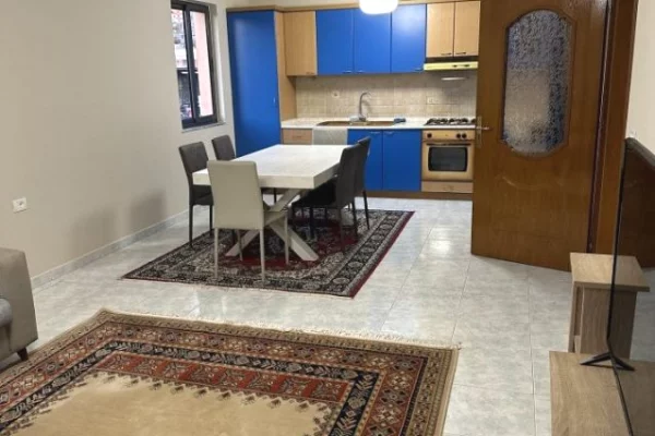 Casa in affitto 2+1 a Tirana - 400 Euro