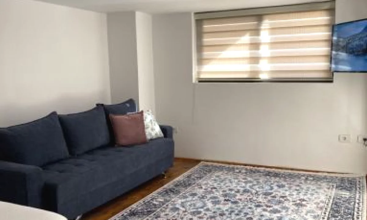 Appartamento in affitto a Tirana Garsoniere, Arredato