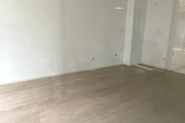 Ambient biznesi me qera 1+1 ne Tirane - 1,000 Euro