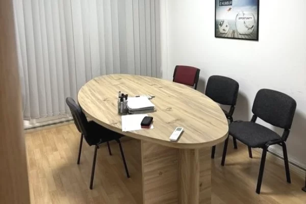 Ambient biznesi me qera 1+1 ne Tirane - 500 Euro