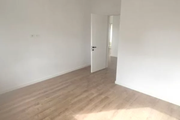 Shtepi ne shitje 3+1 ne Tirane - 333,900 Euro