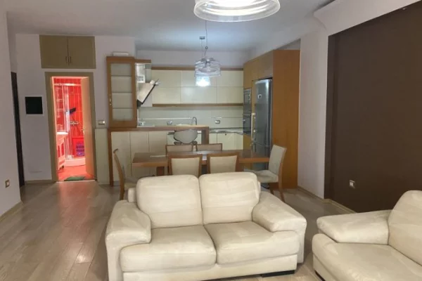 Casa in affitto 2+1 a Tirana - 700 Euro