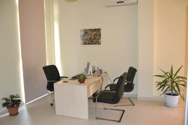 Business Property in Sale 1+1 in Tirana - 140,000 Euro