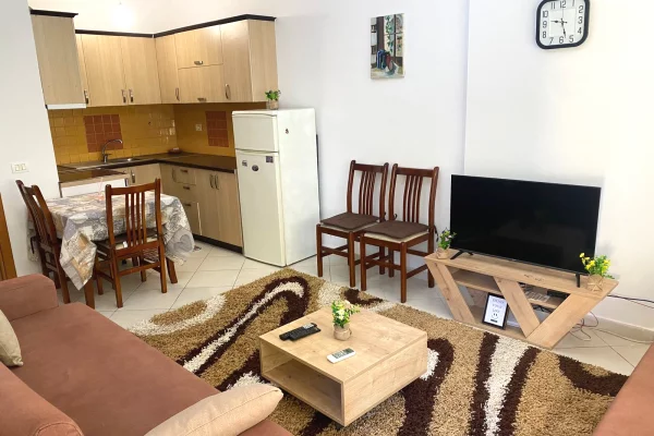 Jepet apartament me qira 1+1 , tek Liqeni i Thate , prane Restorant Primus , Kopshti Botanik .