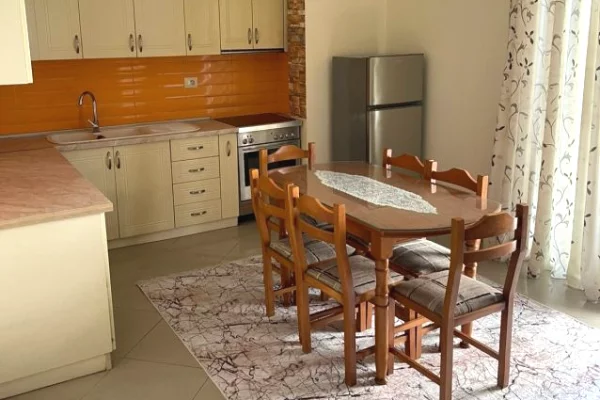 Jepet apartament 2+1+2 me qira , ne Astir , prane Artist Lounge , Unaza e re , Rruga Teodor Keko .