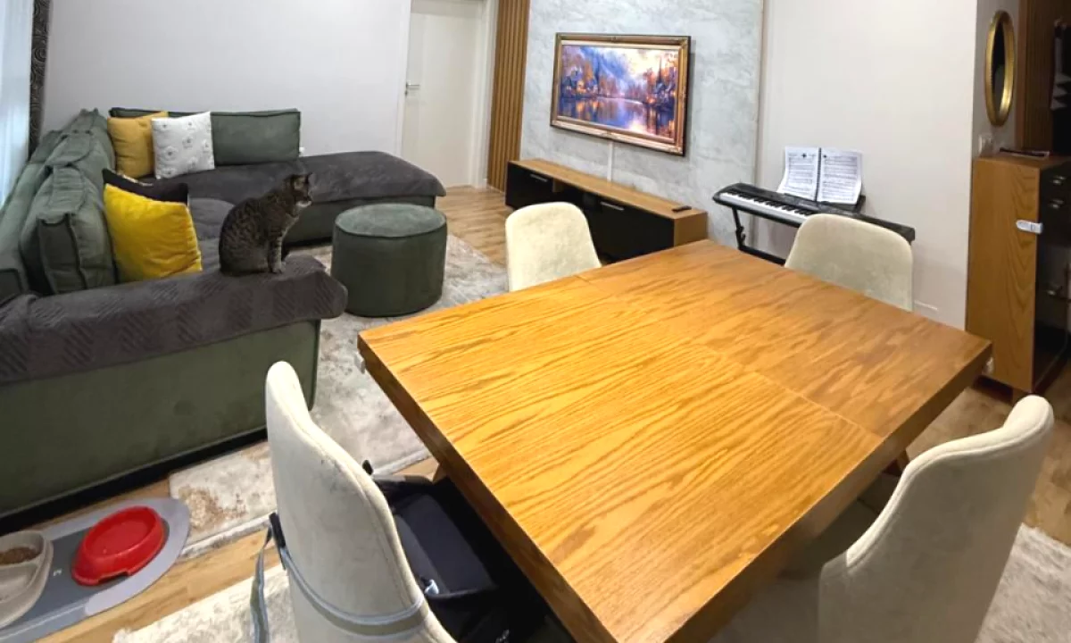 Shtepi me qera Apartament ne Tirane, 2+1, Mobilimi E mobiluar, Pagesa 600  Euro.