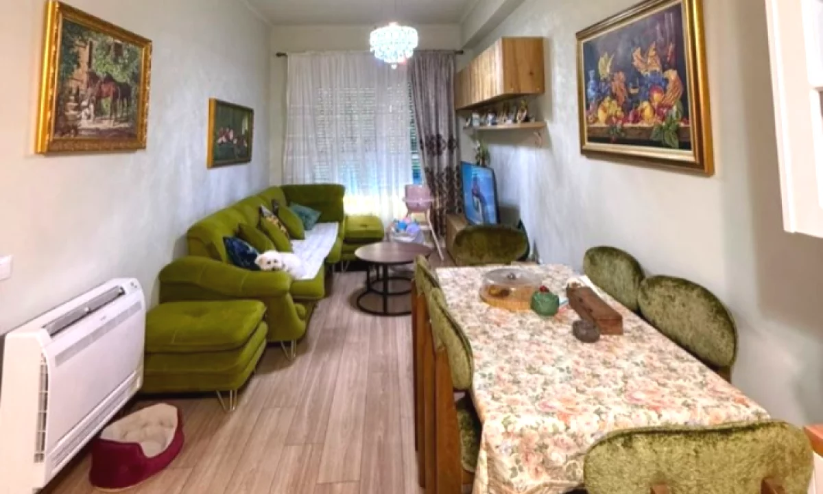 House for Sale Apartment in Tirana, 2+1, Furniture Furnished, Payment 185,000  Euro.