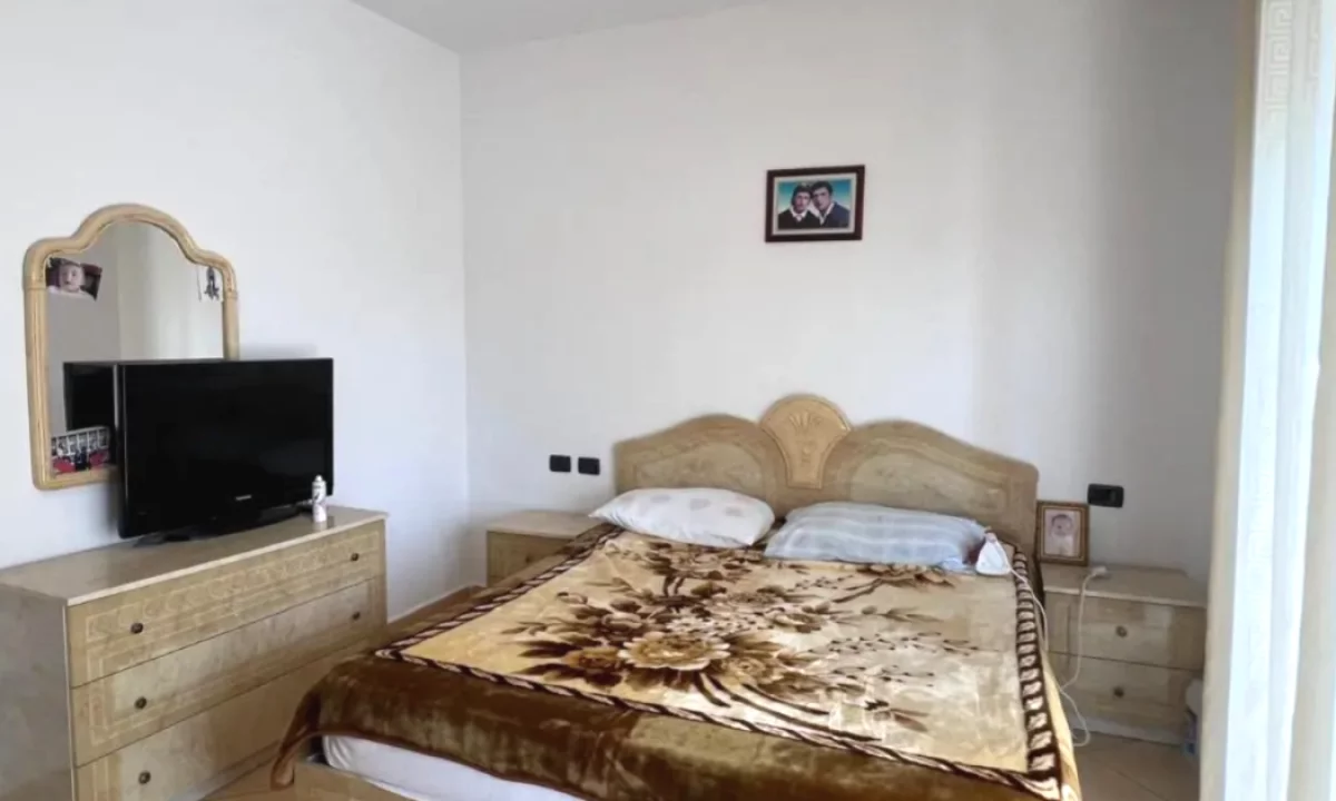 House for Sale Apartment in Tirana, 2+1, Furniture Furnished, Payment 145,000  Euro.
