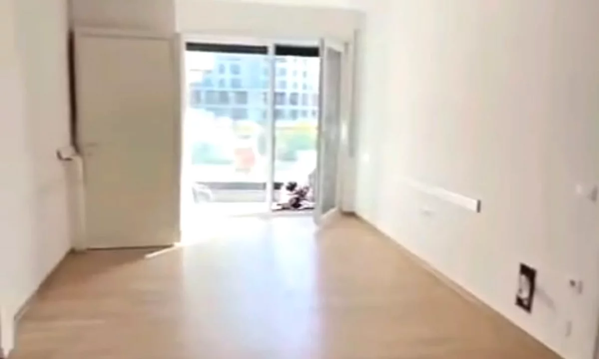 Shtepi ne shitje Apartament ne Tirane, 1+1, Mobilimi E mobiluar, Pagesa 171,000  Euro.