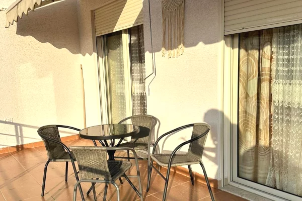 Shtepi me qera 2+1 ne Tirane - 500 Euro
