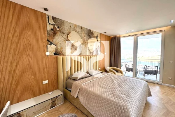 Shtepi me qera 2+1 ne Tirane - 1,400 Euro