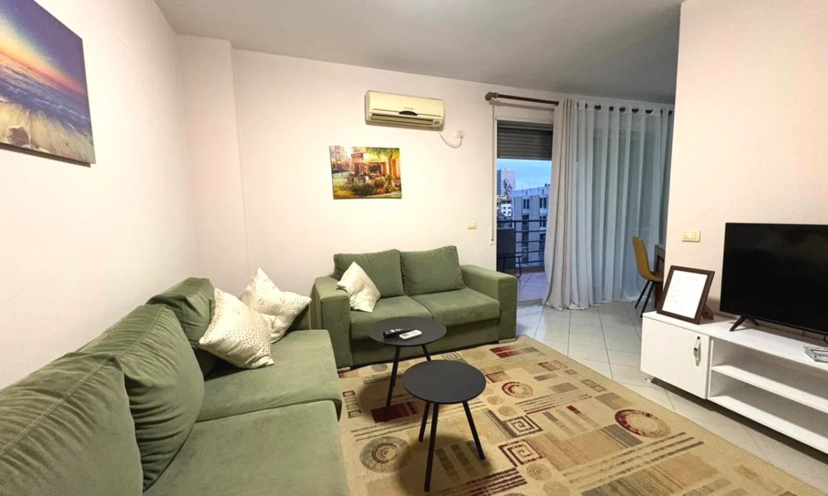Shtepi me qera Apartament ne Tirane, 2+1, Mobilimi E mobiluar, Pagesa 700  Euro.