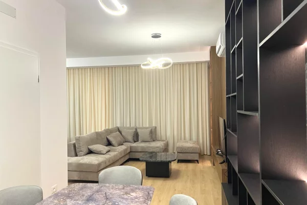 Shtepi me qera 3+1 ne Tirane - 1,500 Euro