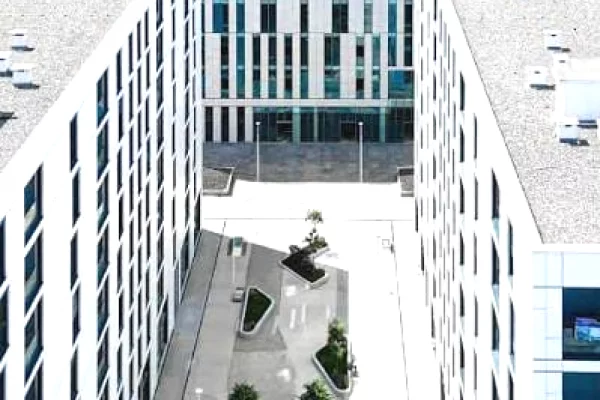 Shitet apartament 2+1+2+Post Parkimi tek Kompleksi Akses Tirana , Casa Italia , ish Dogana !!okazion