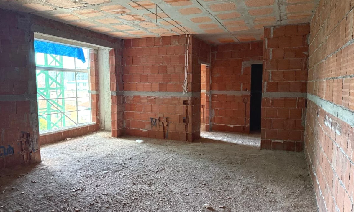 House for Sale Apartment in Tirana, 1+1, Furniture Emty, Payment 133,000  Euro.