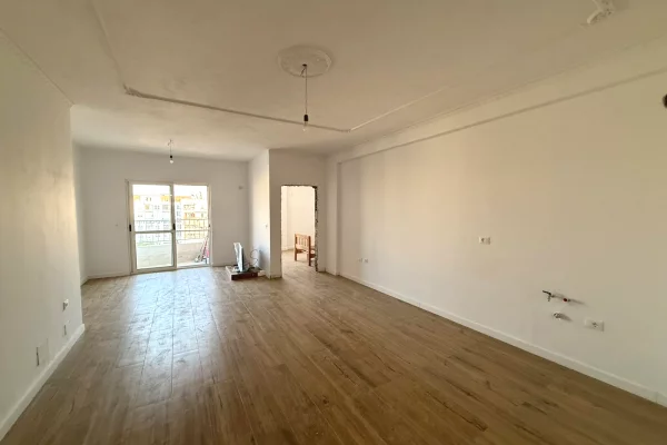 Shitet apartament 1+1 ne Astir , prane Kompleksit Fratari , Yzberisht >105 mln leke>