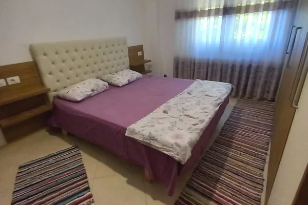 Shtepi me qera 2+1 ne Tirane - 480 Euro