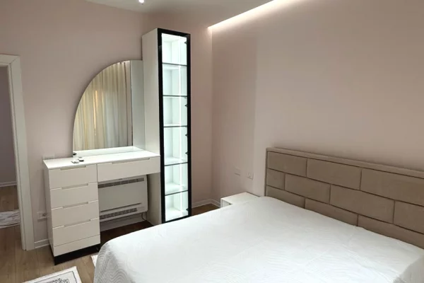 Jepet apartament 2+1 me qira tek Rezidenca Porta Tirane e re , Sauk <700 leke >1@