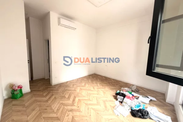 Ambient biznesi me qera 3+1 ne Tirane - 1,300 Euro