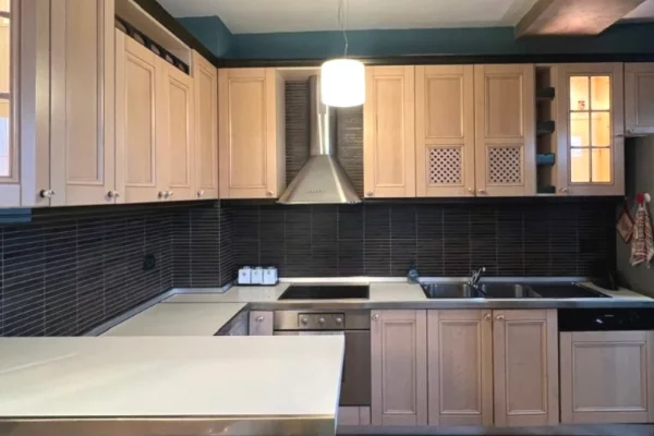 Shtepi ne shitje 2+1 ne Tirane - 250,000 Euro