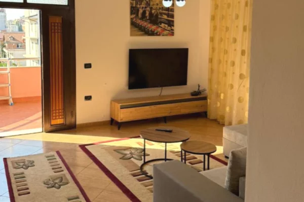 Shtepi me qera 3+1 ne Tirane - 600 Euro