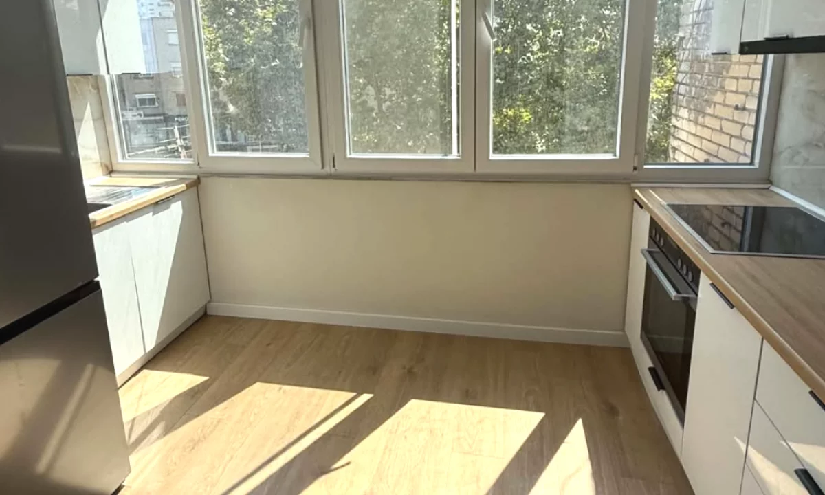 Shtepi me qera Apartament ne Tirane, 2+1, Mobilimi E mobiluar, Pagesa 620  Euro.