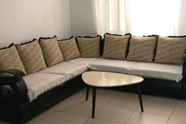 Shtepi me qera 1+1 ne Tirane - 430 Euro
